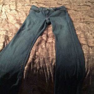 Levi 315 Shaping Bootcut  28 waist 34 length